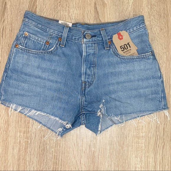 Levi's Pants - Levi’s 501 Mid Rise Distressed Shorts Size 26